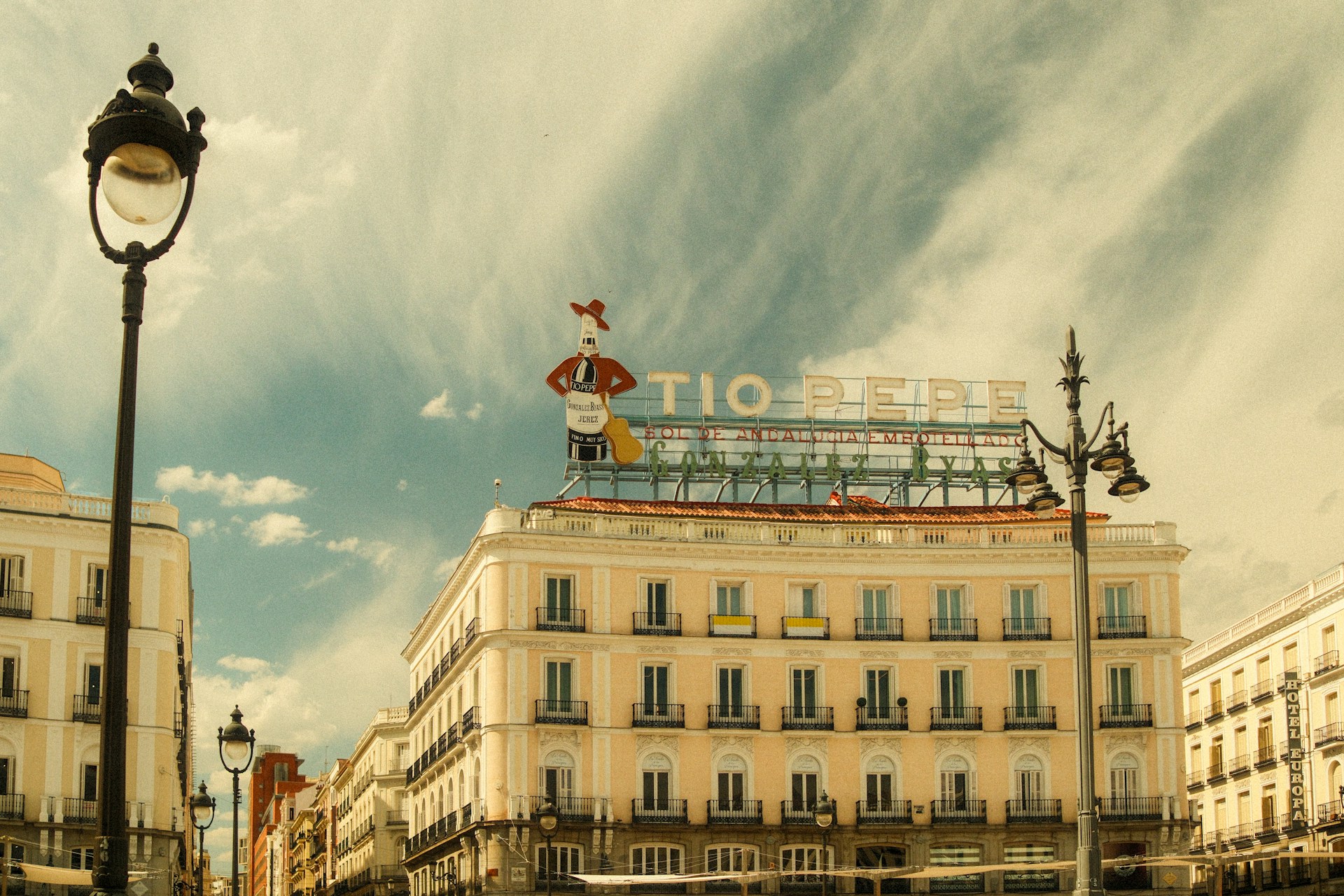 Spanish authorities have responded with various policy proposals aimed at limiting the impact of short term rental markets.