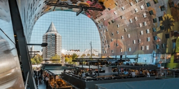 A Eurostat map shows the Netherlands among the top European destinations for Americans receiving first residence permits in 2024. Image: Rotterdam Markthal